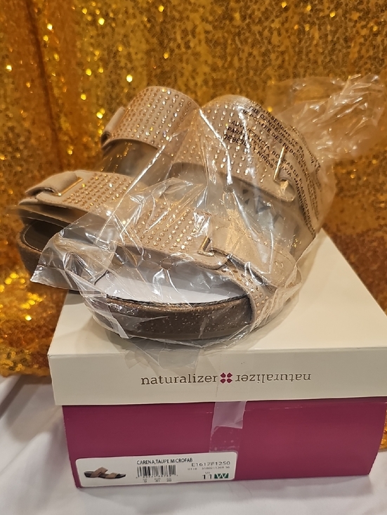 Naturalizer Shoes - New In Box Naturalizer Sandals With Cute Gems On Them Sz 11w Women